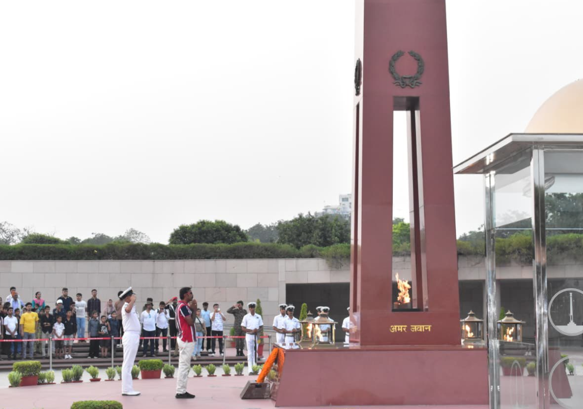 In a solemn NOK ceremony Hav S Bhaskar (Retd) b/o LNk DSM Raja, paid homage at NWM on 27 Jun 26